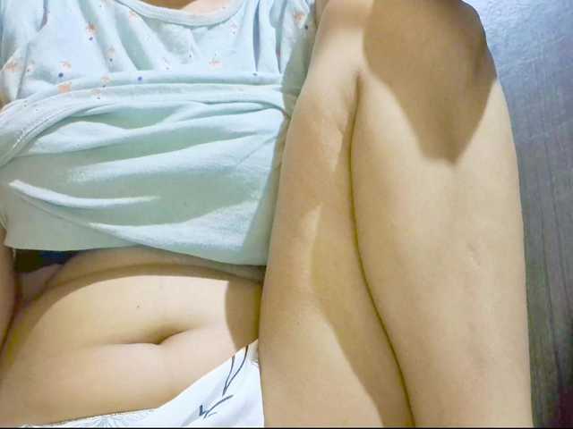 Nidhilove live cam on BongaCams