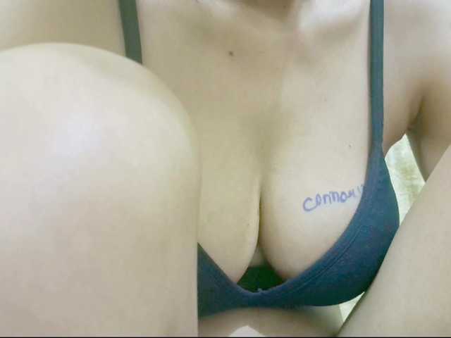 Nidhilove live cam