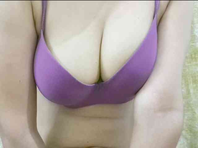 Nidhilove webcam