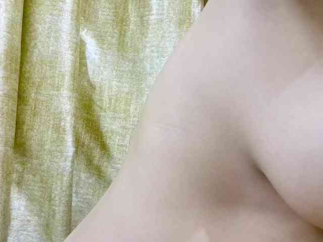 Model: Nidhilove