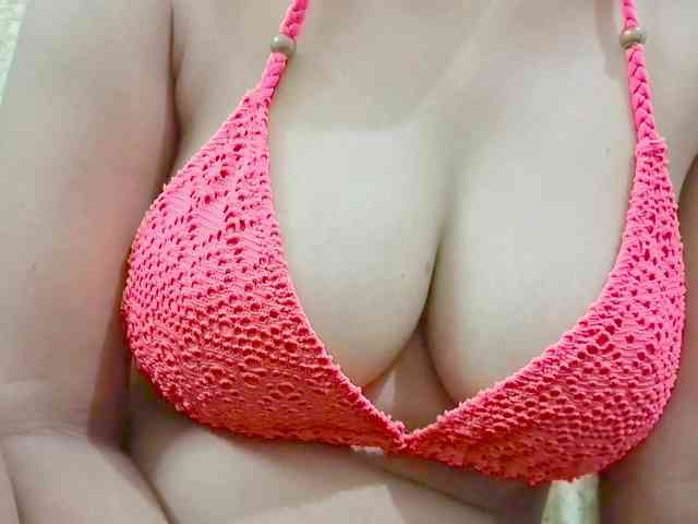 Nidhilove webcam