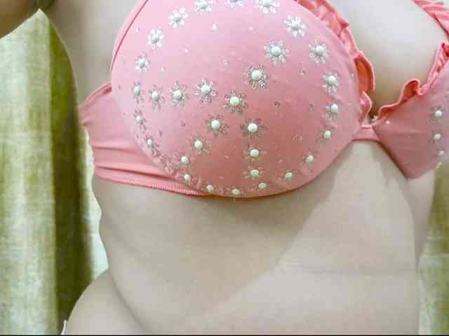 Nidhilove webcam