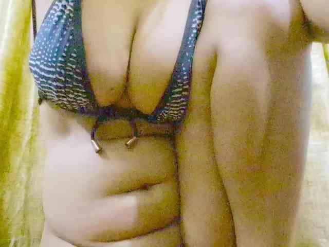 Nidhilove webcam