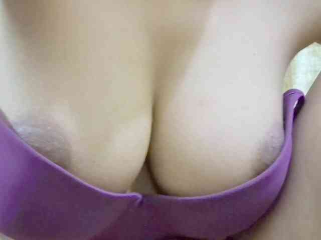 Nidhilove webcam