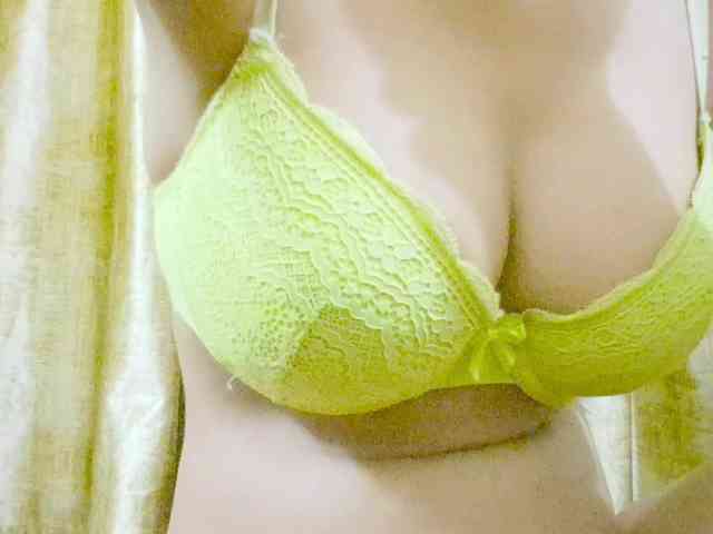 Nidhilove webcam