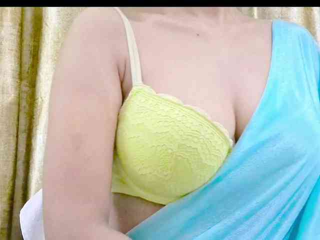 Nidhilove webcam