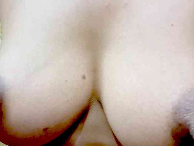 Nidhilove webcam