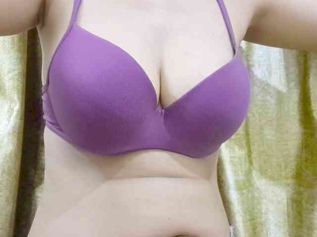 Nidhilove webcam