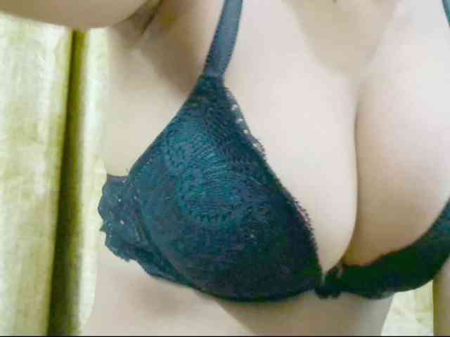 Nidhilove webcam