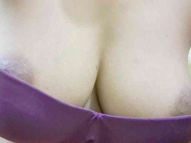 Nidhilove webcam