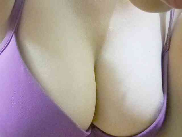 Nidhilove webcam