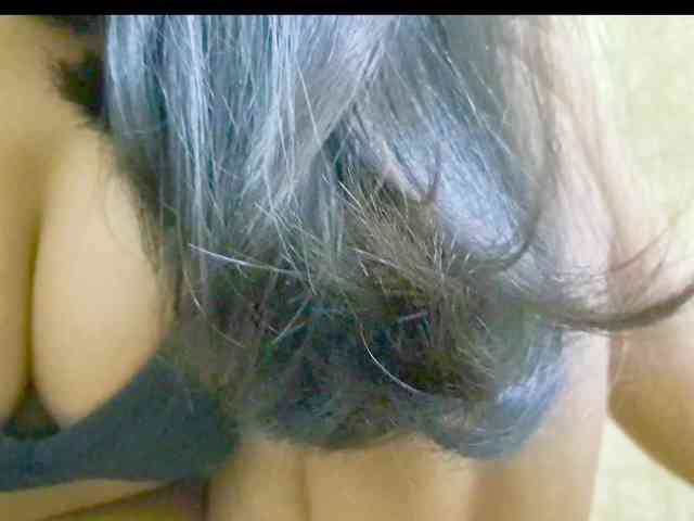 Nidhilove webcam