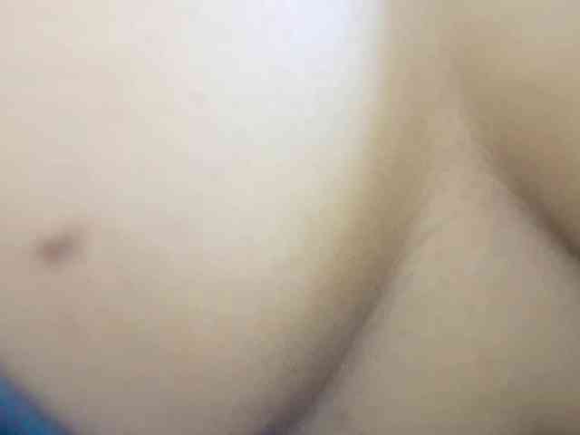 Nidhilove webcam
