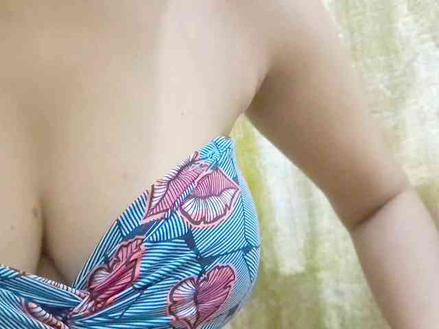 Nidhilove webcam