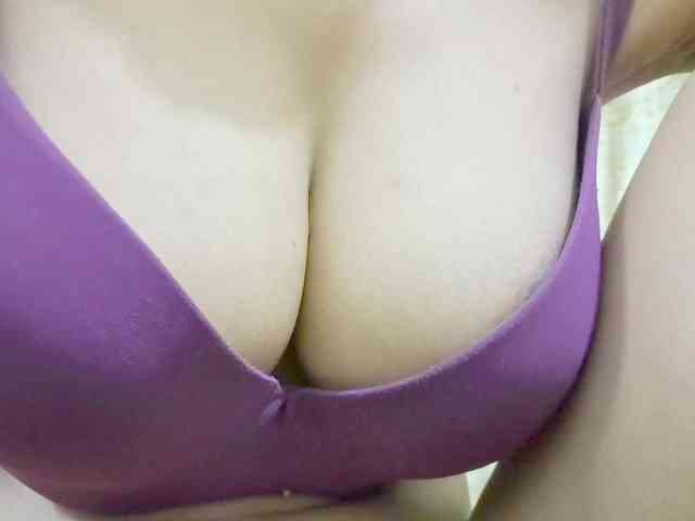 Nidhilove webcam