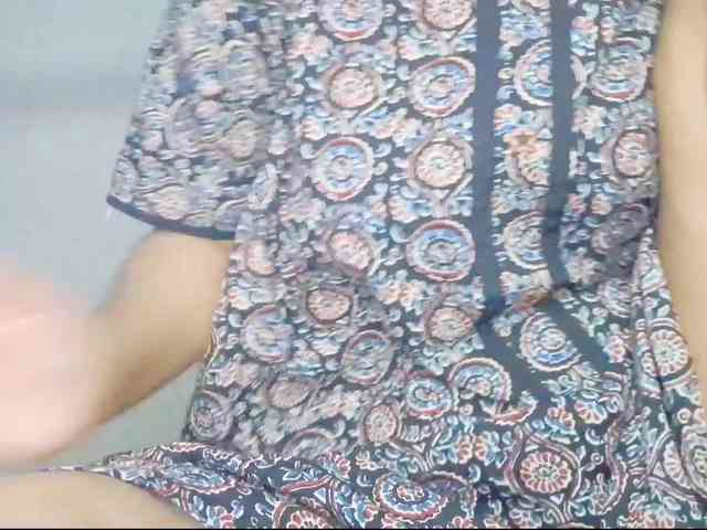 Nidhilove webcam