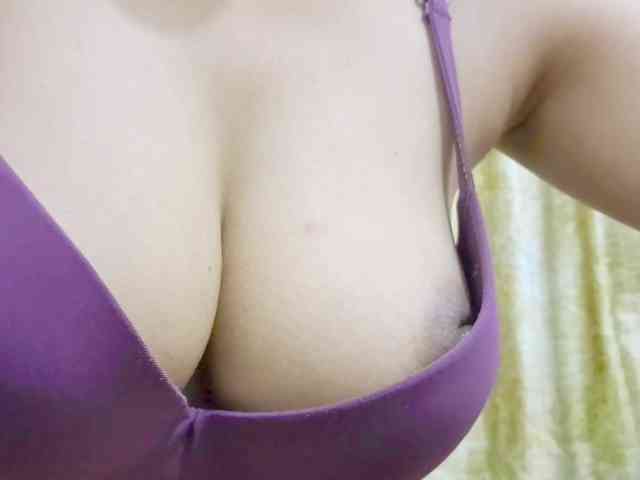 Nidhilove webcam