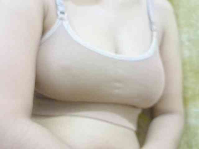 Nidhilove webcam