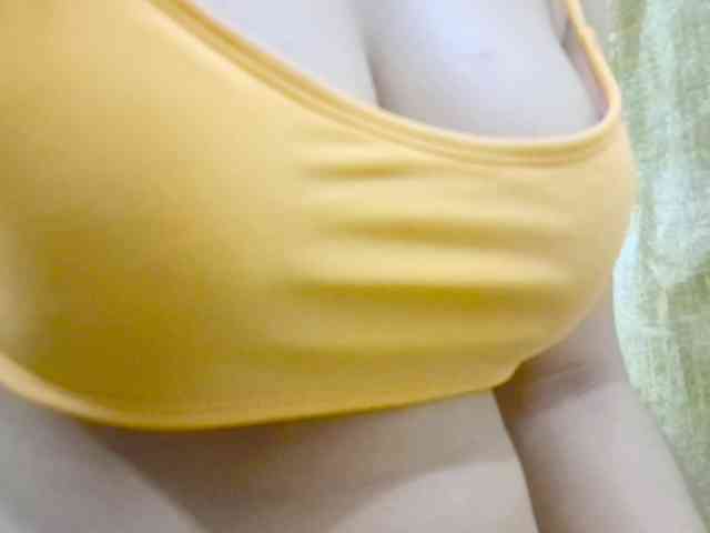 Nidhilove webcam