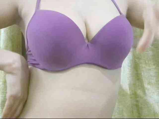 Nidhilove webcam