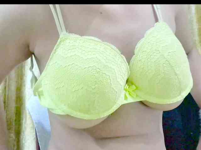 Nidhilove webcam