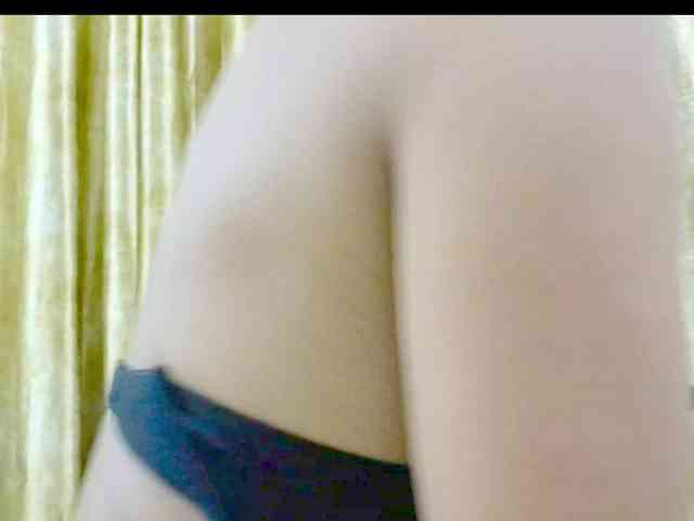 Nidhilove webcam