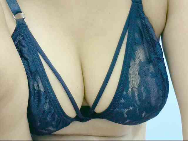Nidhilove webcam