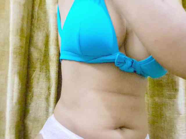Nidhilove webcam