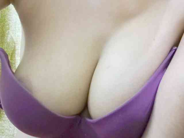 Nidhilove webcam