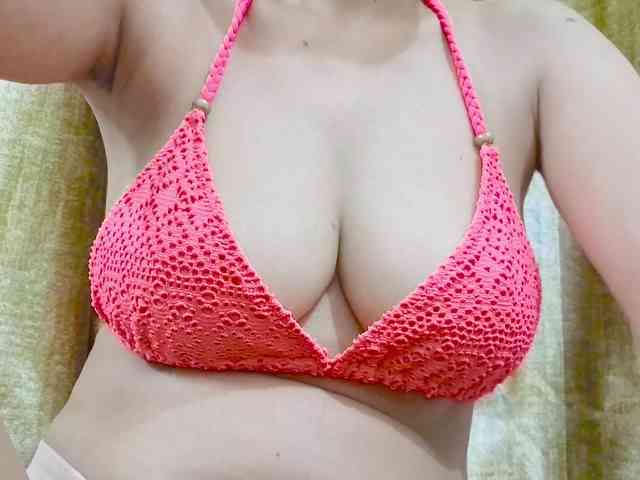 Nidhilove webcam