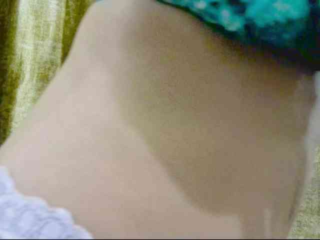 Nidhilove webcam