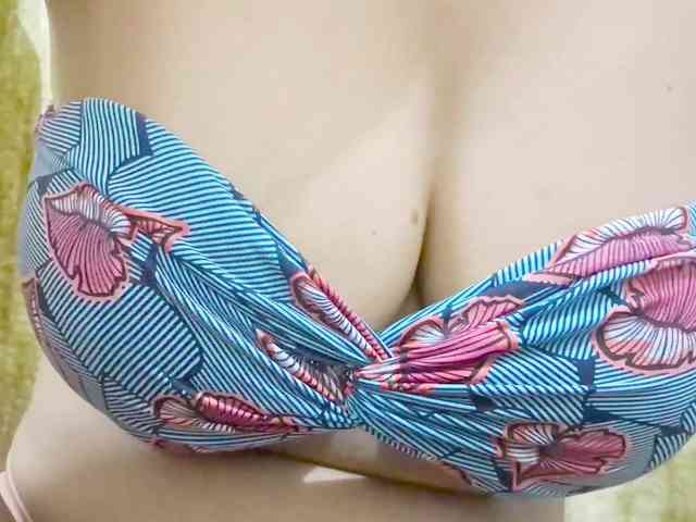 Nidhilove webcam