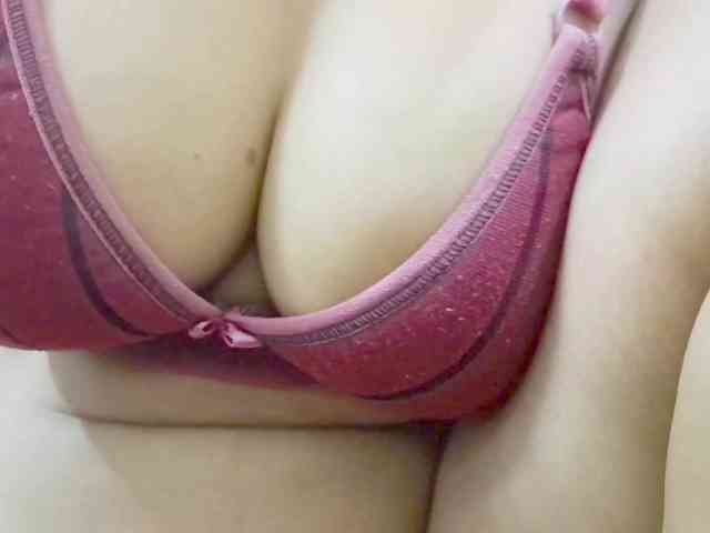 Nidhilove webcam