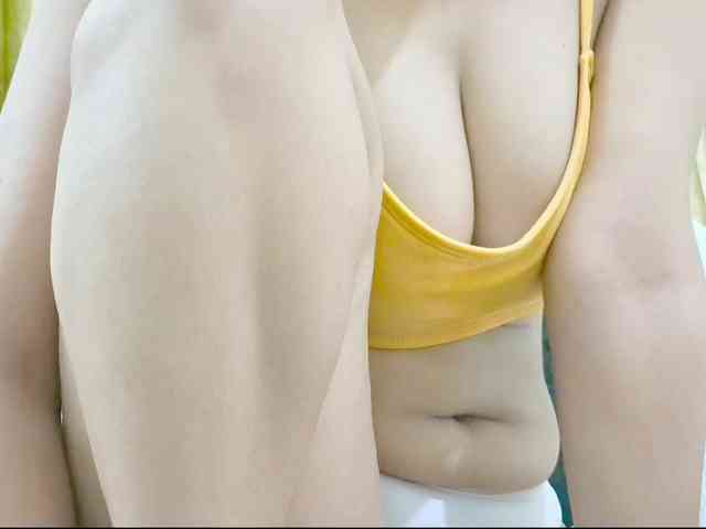 Nidhilove webcam