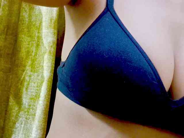 Nidhilove webcam