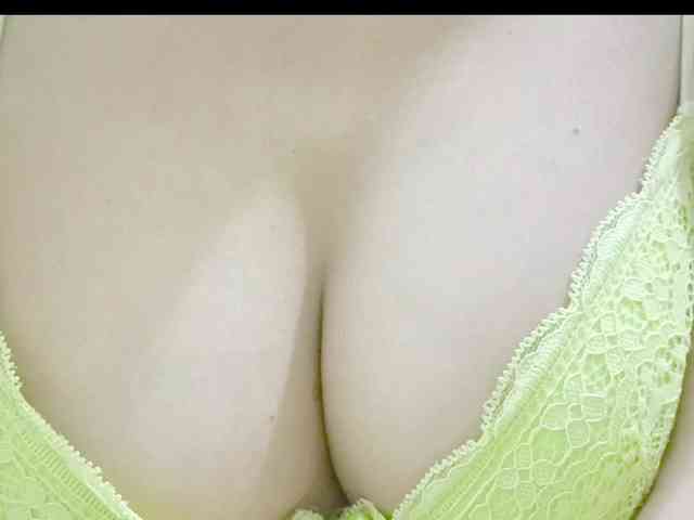 Nidhilove webcam