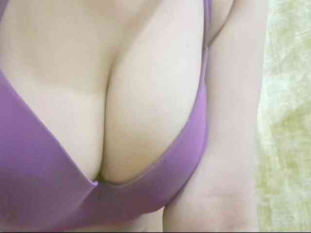 Nidhilove webcam
