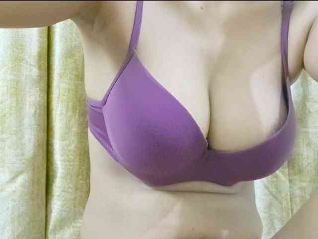 Nidhilove webcam