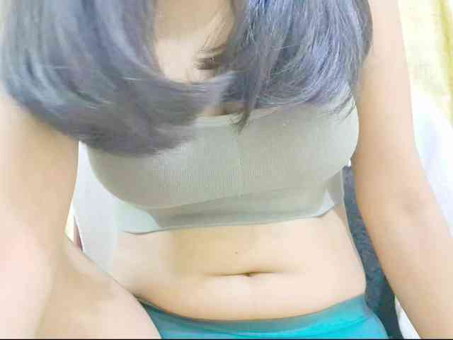 Nidhilove webcam