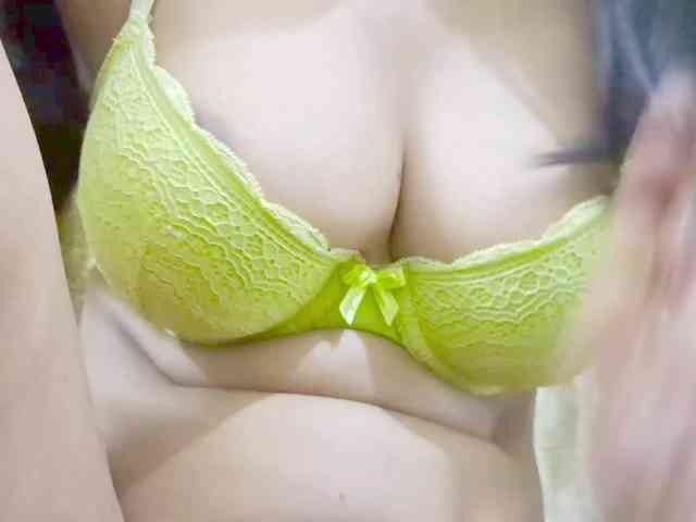 Nidhilove webcam