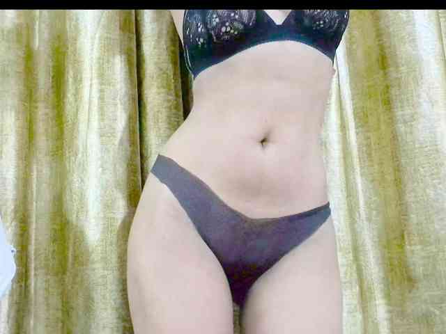 Nidhilove webcam