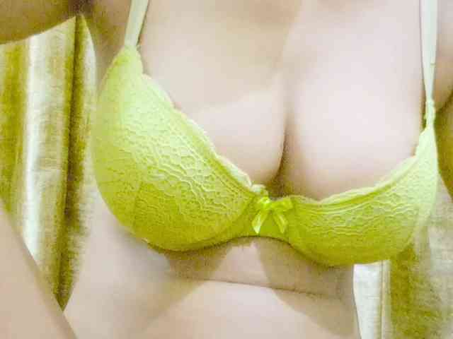 Nidhilove webcam