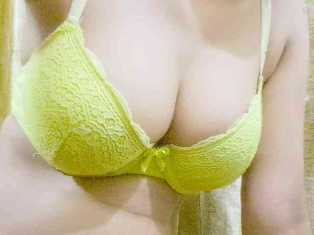Nidhilove webcam