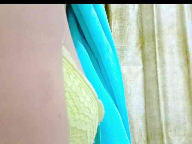 Nidhilove webcam