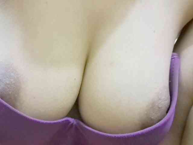 Nidhilove webcam