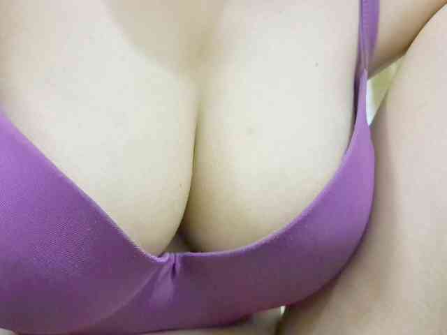 Nidhilove webcam