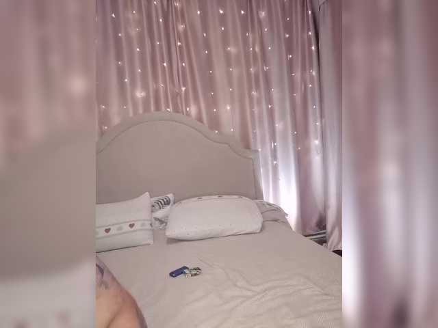 Her-Girl live webcam show