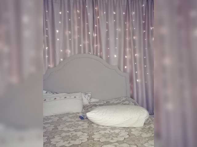 Her-Girl live cam on BongaCams