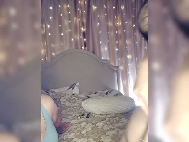 Her-Girl live cam on BongaCams