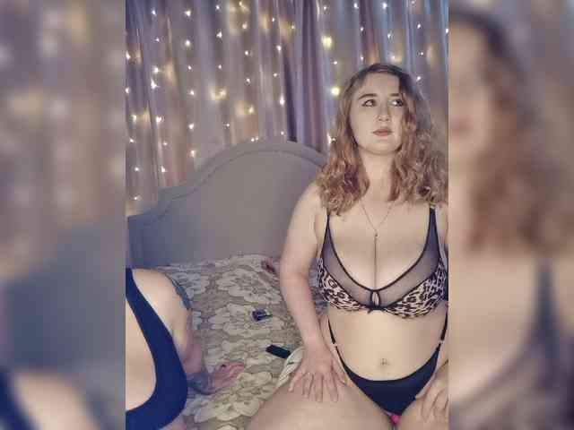 Her-Girl webcam